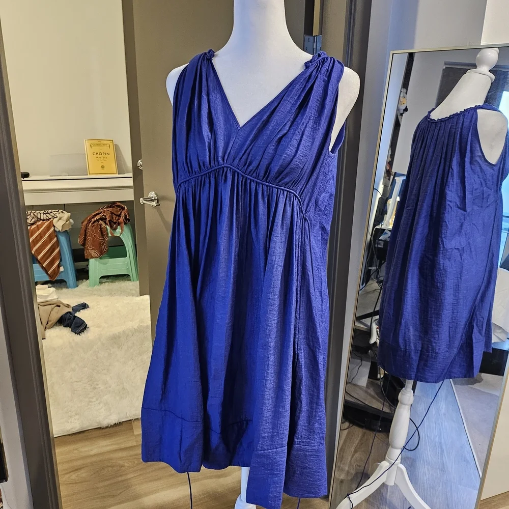Aritzia Elegant Blue Sleeveless Dress Size S